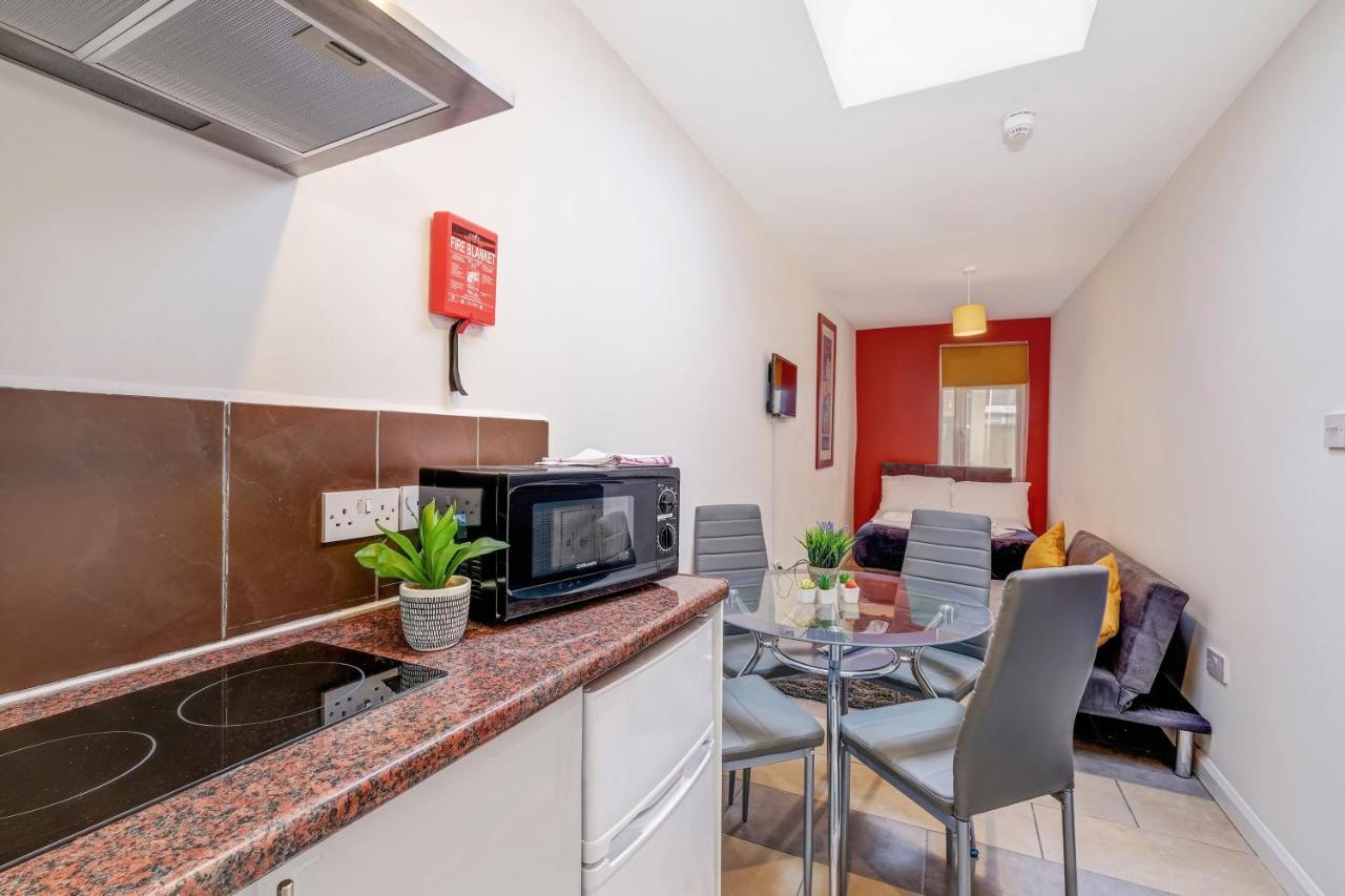 Fernbank Rooms Sudbury Hill, Harrow, Self-Contained Studios With En-Suite Harrow on the Hill Exteriér fotografie