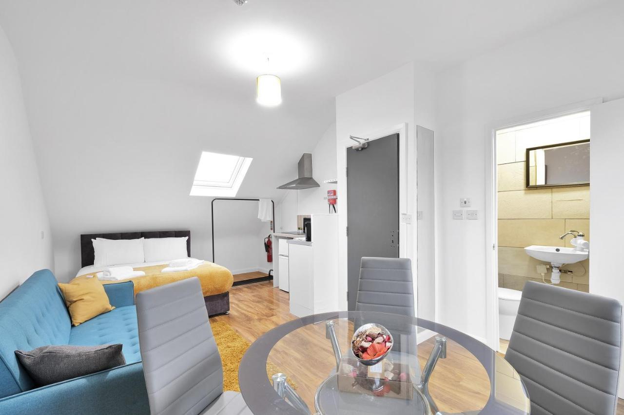 Fernbank Rooms Sudbury Hill, Harrow, Self-Contained Studios With En-Suite Harrow on the Hill Exteriér fotografie